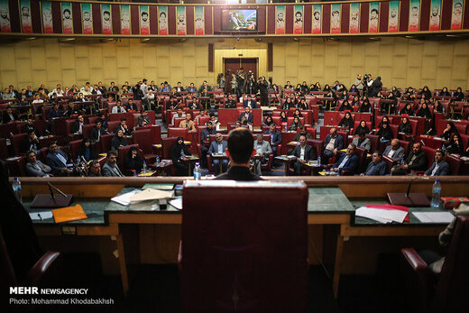 پیشنهاد مجلس دانش‌آموزی؛ سوالات امتحانات پایانی و آزمون کنکور از تمام کتاب درسی نباشد