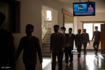 ضد عفونی دانشجویان در یک دانشگاه در کره شمالی