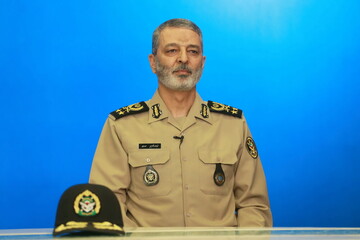 سرلشکر موسوی: ارتش همواره در کنار مردم و همراه مردم بوده است