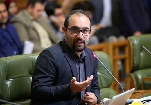 عضو شورای شهر: ستاد کرونا در بازگرداندن مردم به اشتغال عجله کرد