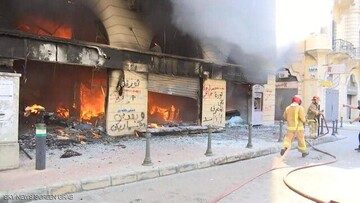 لبنانی‌ها بانک‌ها را به آتش کشیدند