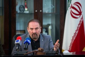 مدرک تحصیلی نماینده تفرش در مجلس یازدهم جعلی است یا بی اعتبار؟ / نگاه یک حقوقدان به جنجال‌ها بر سر مدرک سینا کمالخانی