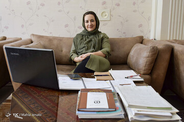معلم همیشه آنلاین