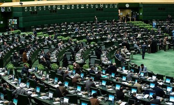 حمله کیهان به نمایندگان مجلس : اخراجی‌های مجلس با مصوبه‌های بی‌خاصیت انتقام گرفتند