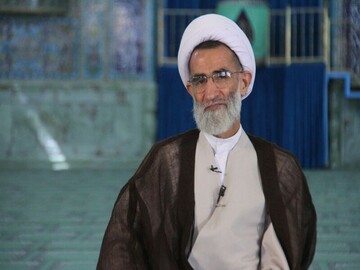 امام جمعه شهرکرد:امروز نظام اسلامی ایران قدرت سیاسی و جهانی به دست آورده است