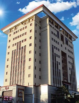 اجاره بهای هزار مغازه در همدان توسط مالکین بخشیده شد