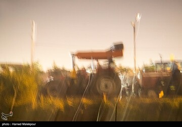 اولین سینما تراکتور در ایران