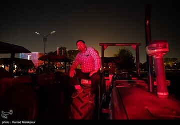 اولین سینما تراکتور در ایران