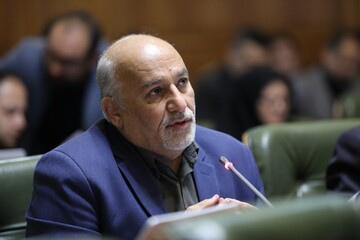 پیشنهاد شلاق برای تاخیر در جلسات شورای شهر 