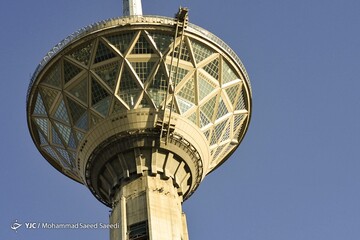 برج میلاد دوباره باز می‌شود؟