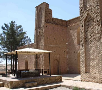 مطالعات استحکام بخشی آرامگاه شیخ علاء الدوله سمنانی انجام می شود