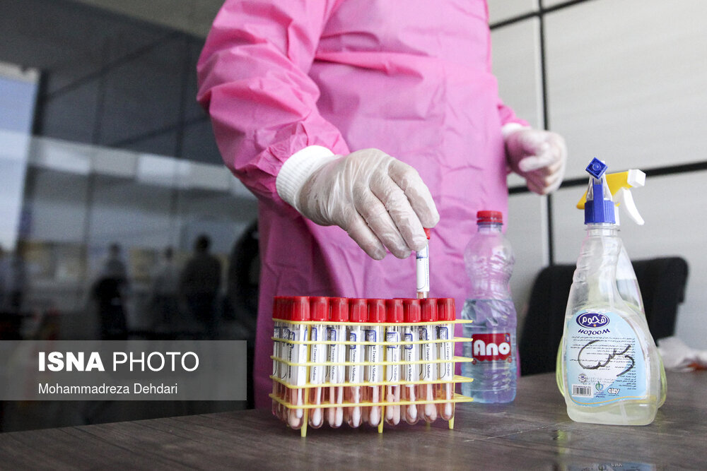 تست کرونا رانندگان تاکسی شیراز