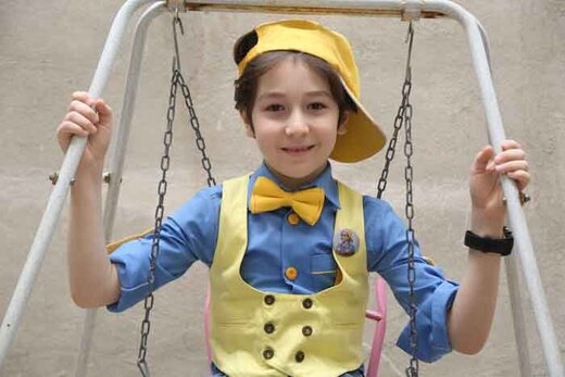 کوچکترین استندآپ کمدین کشور کوچکترین استندآپ کمدین کشور