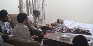 تصویری از ۳ مجروح حادثه تلخ ناوچه نظامی ارتش در کنارک /عیادت یک فرمانده ارتش از مجروحان