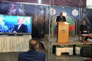 ظریف: برای خدمت به مردم و کشور راست و چپ بودن مهم نیست/کسانی که به حسین کاظم‌پور نارواها کردند، توبه کنند