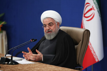 روحانی: تضعیف دولت تضعیف نظام است /رسانه‌ها امیدآفرینی کنند