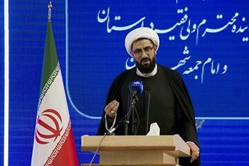 امام جمعه همدان: مسئولان ارتباط بیشتری با جوانان داشته باشند