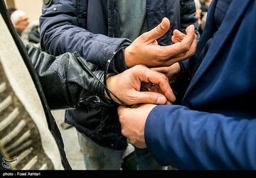 سردار رحیمی: بازداشت دلالان تأثیر چندانی روی بازار ارز ندارد