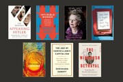 فینالیست‌های جایزه بهترین‌ کتاب‌ سیاسی سال