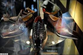۸۰ درصد تولیدات کفش و دمپایی استان قم باید صادر شود