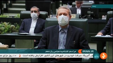 تصویری از لحظه ورود لاریجانی به مجلس به عنوان یک مهمان نه رئیس 