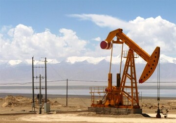 قیمت جهانی نفت در سراشیب سقوط
