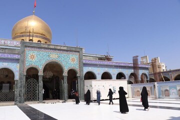 تصاویری از بازگشایی حرم حضرت زینب (س)