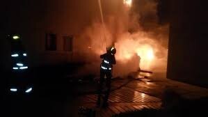 مهار آتش سوزی واحد مسکونی در شاهین شهر