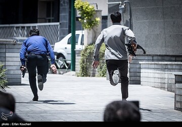 سیلی محکم سپاه به ترقه بازی داعش در مجلس /بازخوانی حمله تروریستی به مجلس دهم