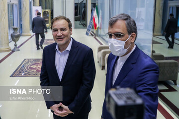 بازگشت پزشک ایرانی زندانی در آمریکا به کشور
