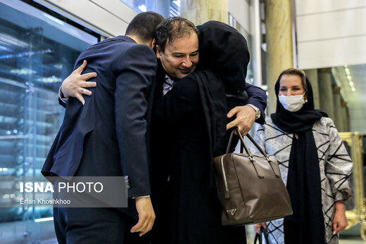 بازگشت پزشک ایرانی زندانی در آمریکا به کشور