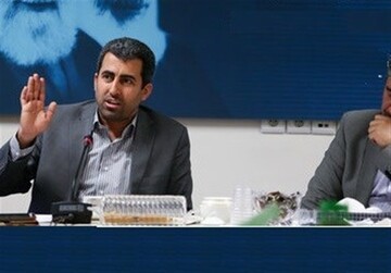 پورابراهیمی: مجلس بنا ندارد بر سهام و سپرده های بانکی مالیات وضع کند