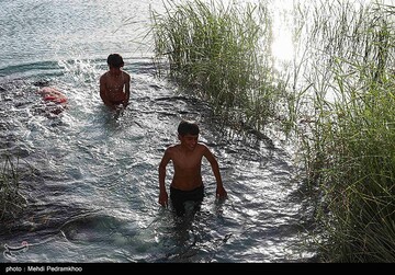 بی آبی در سرزمین رودهای روان