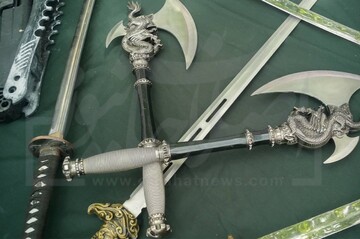 عکس | سلاح های عجیب و غریب اراذل و اوباش