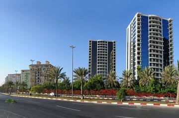 تجمع اعتراض آمیز مالکان و سرمایه‌گذاران پروژه شهرآفتاب کیش 