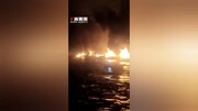 ببینید | آتش سوزی مهیب شبانه ۴ لنج صیادی در بندر کنگ