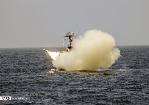 رزمایش موشکی ارتش در شمال اقیانوس هند