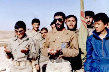 ببینید | تصویری از سردار قاآنی و جمعی از رزمندگان خراسانی و افغانستانی