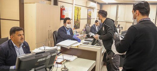 ضرورت استفاده از ماسک در ادارات استان قزوین ضرورت استفاده از ماسک در ادارات استان قزوین