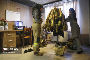 دختران آتش نشان روزتان مبارک