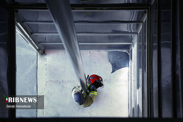 دختران آتش نشان روزتان مبارک