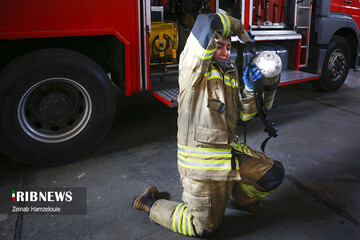 دختران آتش نشان روزتان مبارک