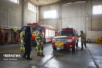 دختران آتش نشان روزتان مبارک