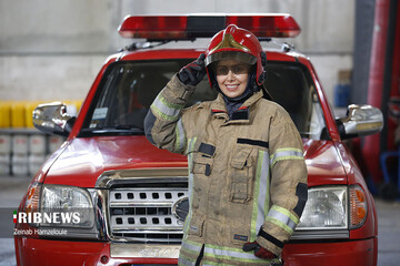 دختران آتش نشان روزتان مبارک