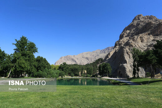 بی‌مهری به طاق بستان