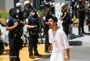 حصار امنیتی پلیس آمریکا در اطراف کاخ سفید