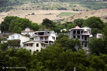 ساخت و ساز‌های بی رویه در گردنه حیران‎