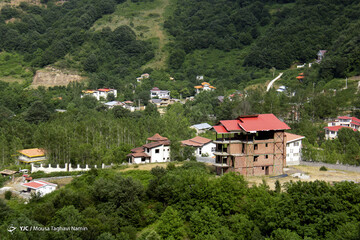 ساخت و ساز‌های بی رویه در گردنه حیران‎