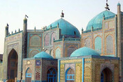 ببینید | درخشش مسجد کبود در مزار شریف