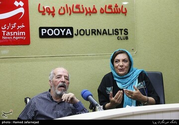 حسرتِ محسن قاضی‌مرادی در هنگام تلویزیون دیدن
